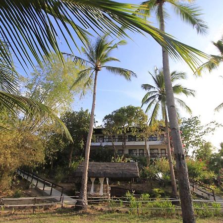 Discovery Island Resort Coron Exterior photo