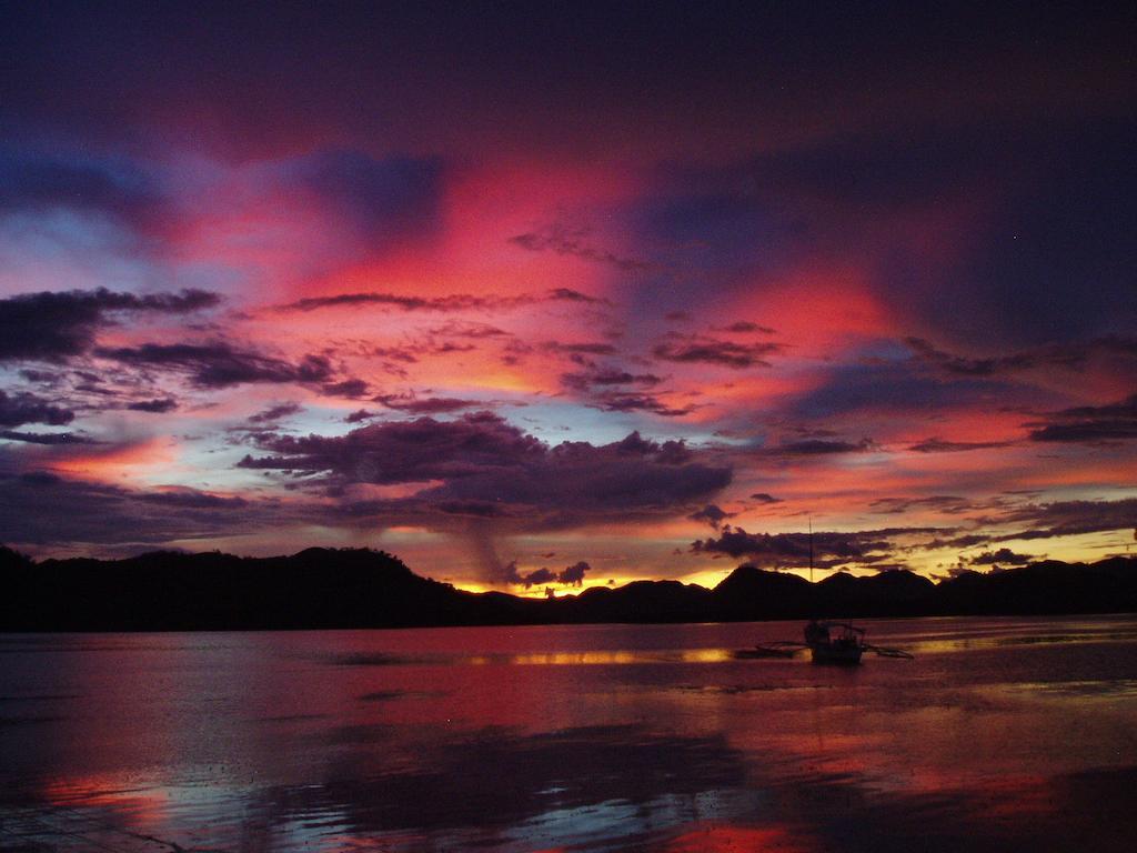 Discovery Island Resort Coron Exterior photo