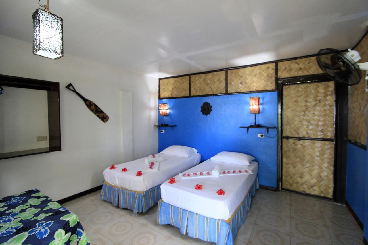 Discovery Island Resort Coron Exterior photo