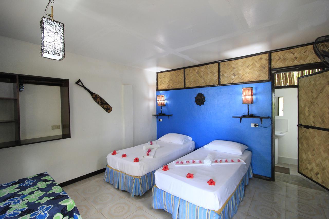 Discovery Island Resort Coron Exterior photo