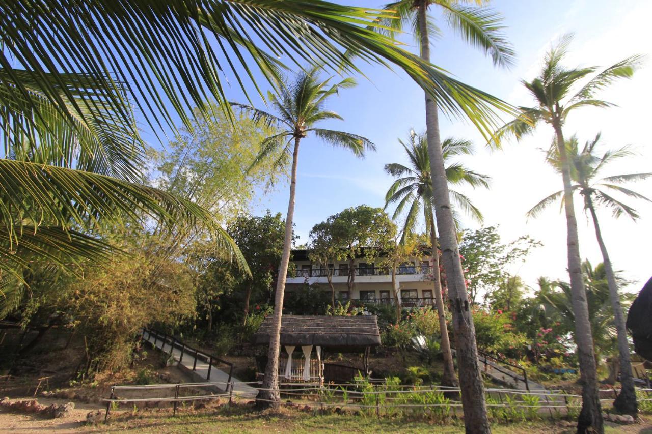Discovery Island Resort Coron Exterior photo