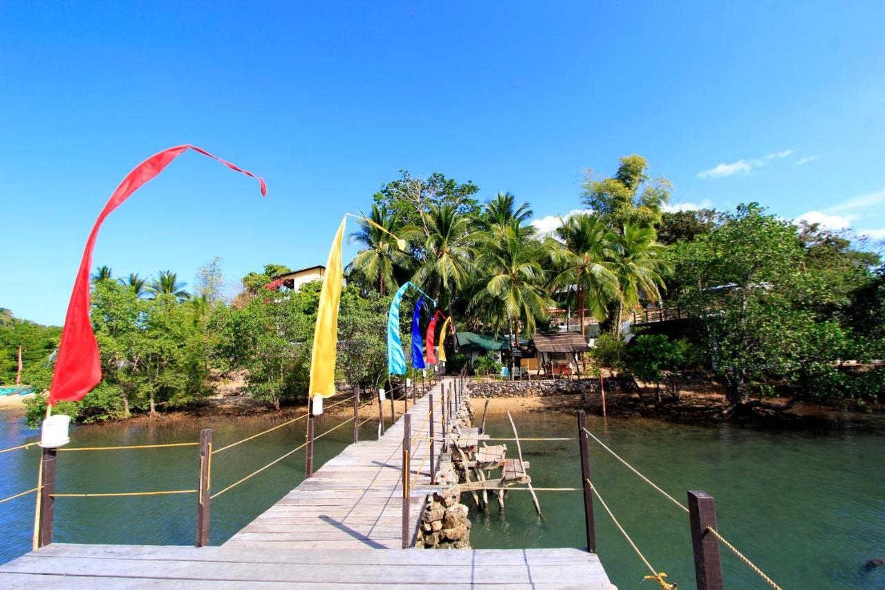 Discovery Island Resort Coron Exterior photo