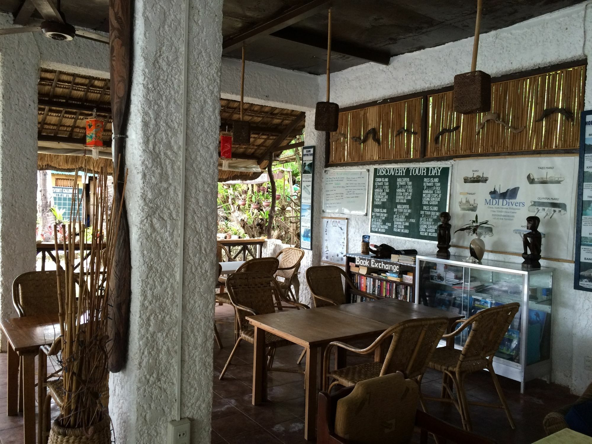 Discovery Island Resort Coron Exterior photo